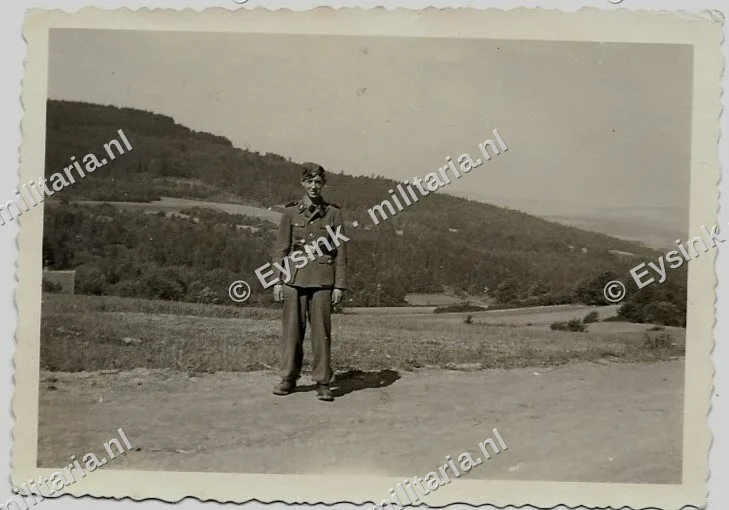 Waffen SS foto — WO2