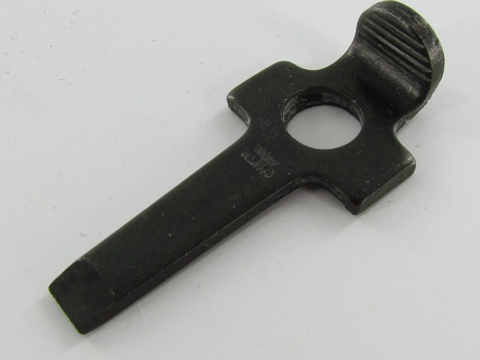 Luger P08 demontagegereedschap — Wapens — WO2 (foto 2 van 9)