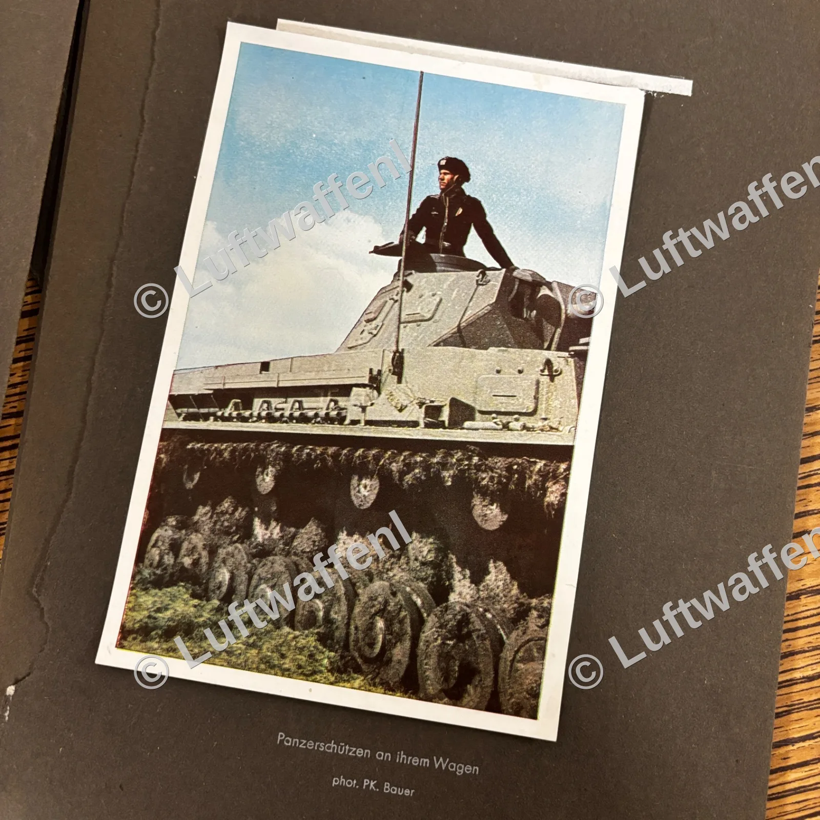 Boekje met 7 foto’s wehrmacht in Frankrijk — Foto's & Documenten — WO2 (foto 2 van 7)