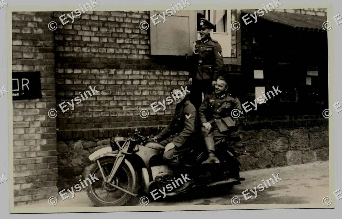 Zündapp motor militair WH fotokaart — WO2