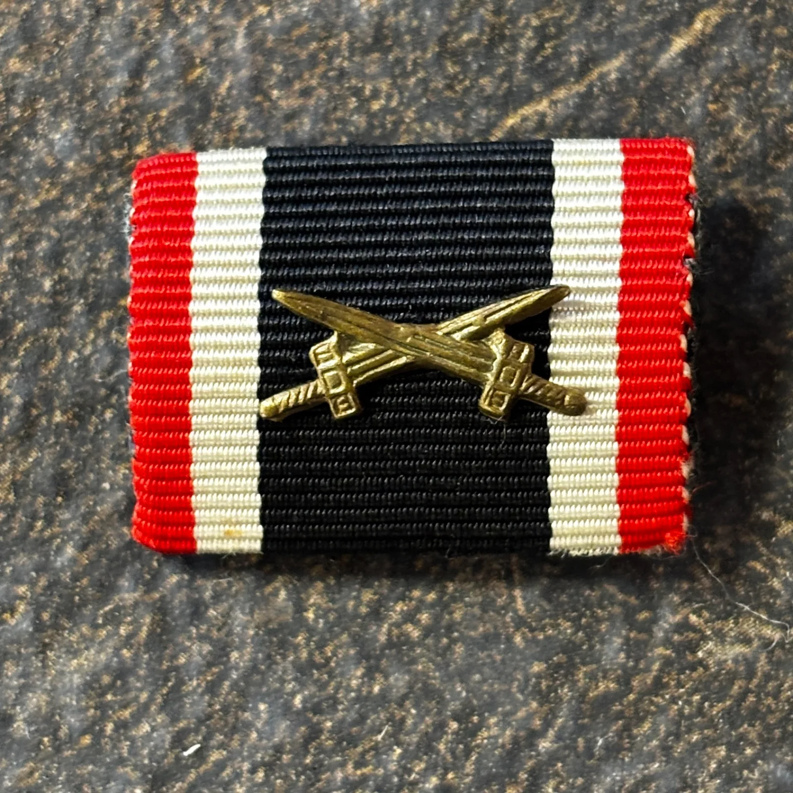 Kvk met zwaarden ribbon — WO2
