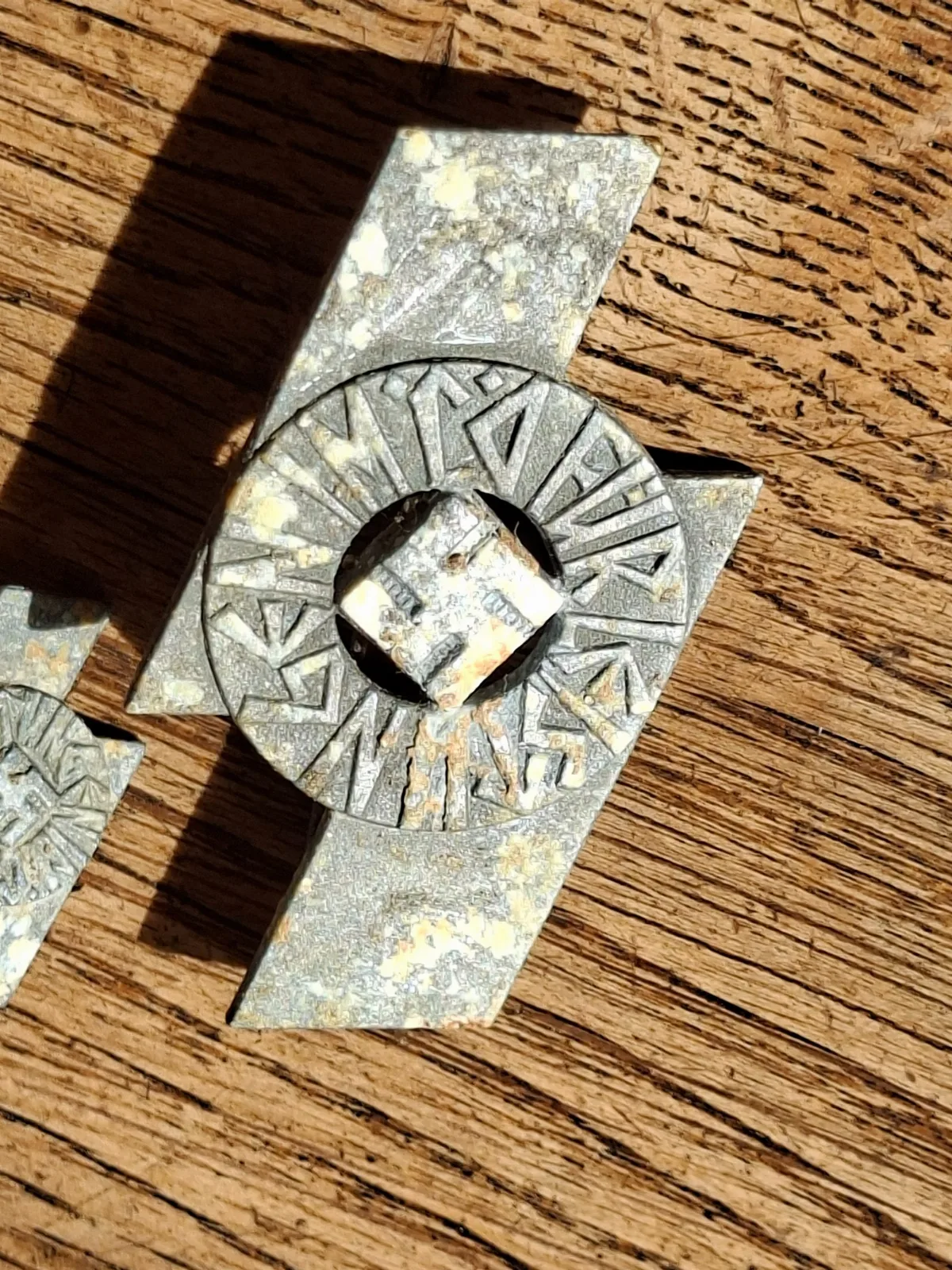HJ lidmaatschap medaille+miniatuur. Bovo omgv Berlijn — Insignes & Emblemen — WO2 (foto 2 van 5)