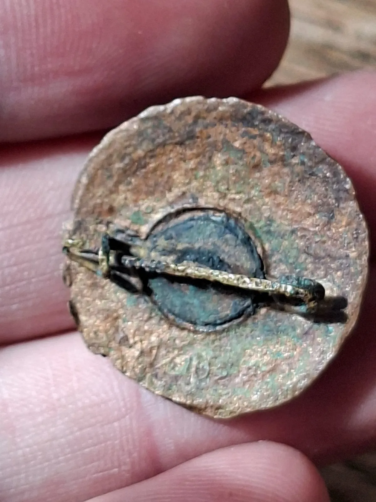 Duitse HJ schiet speld relic - omgv Berlijn — Medailles & Onderscheidingen — WO2 (foto 3 van 5)