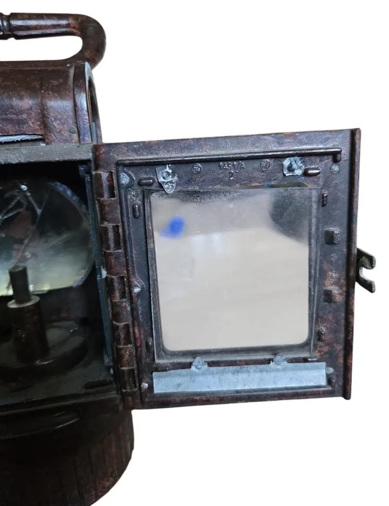 duitse ww2 bakalite lamp geen marker of datum present — Uitrusting & Accessoires — WO2 (foto 4 van 9)