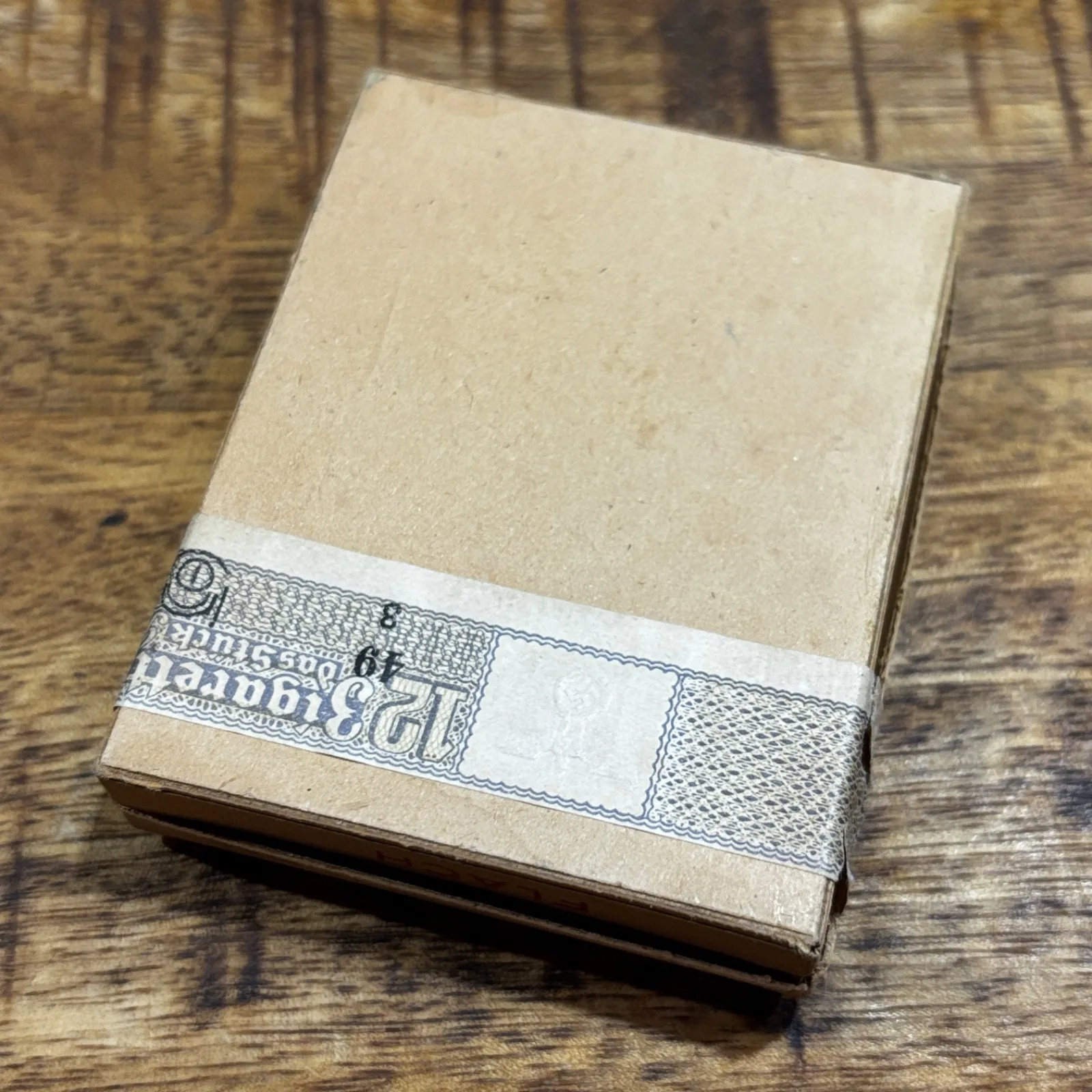 Korfu Rot sigaretten — Uitrusting & Accessoires — WO2 (foto 2 van 5)