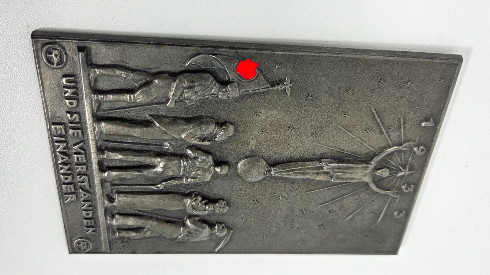 Gietijzeren gedenkplaat „Und sie verstanden einander” – Kunstgießerei Lauchhammer (1933) — Overige — WO2 (foto 5 van 5)