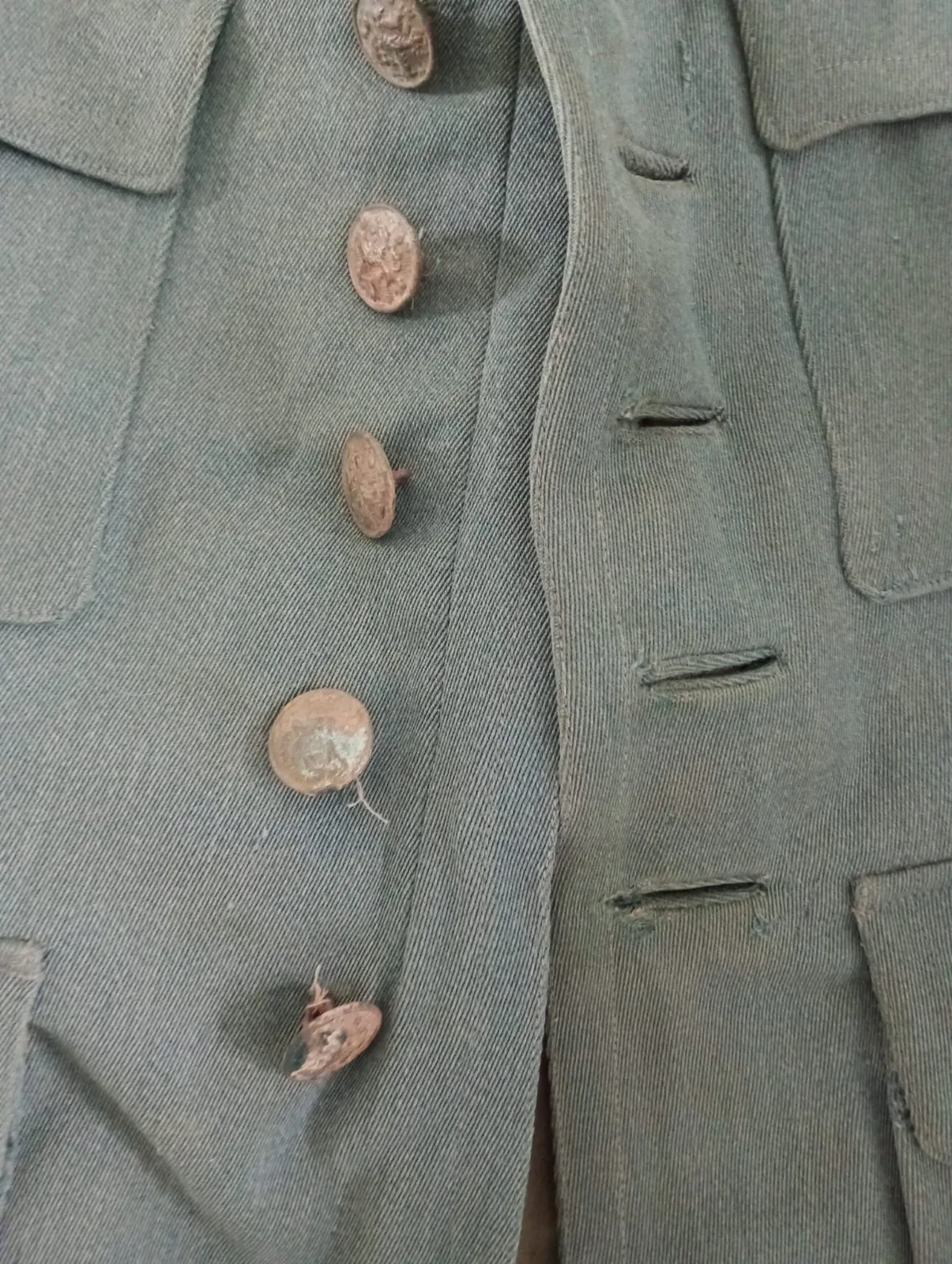 Nederlands jasje voor 1940 schuurvondst — Uniformen — WO2 (foto 3 van 6)