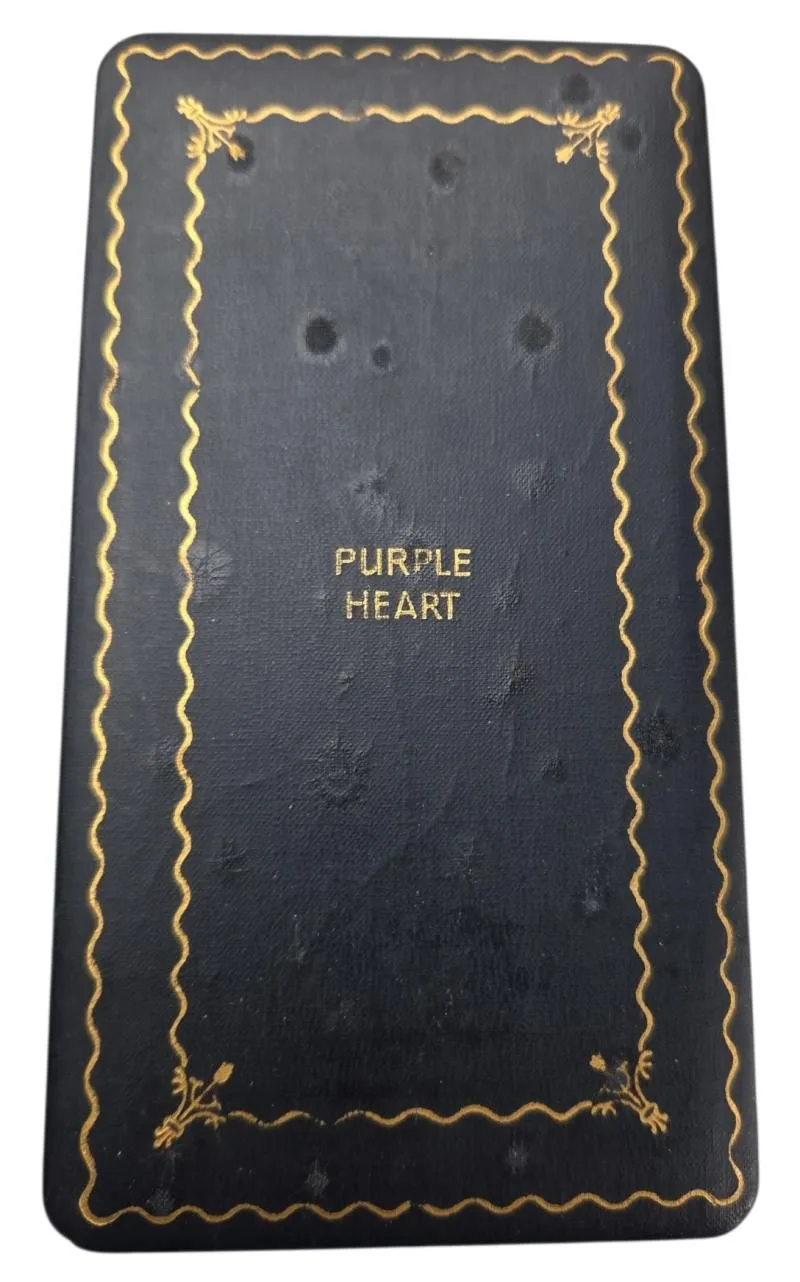 US WW2 purple heart box — WO2