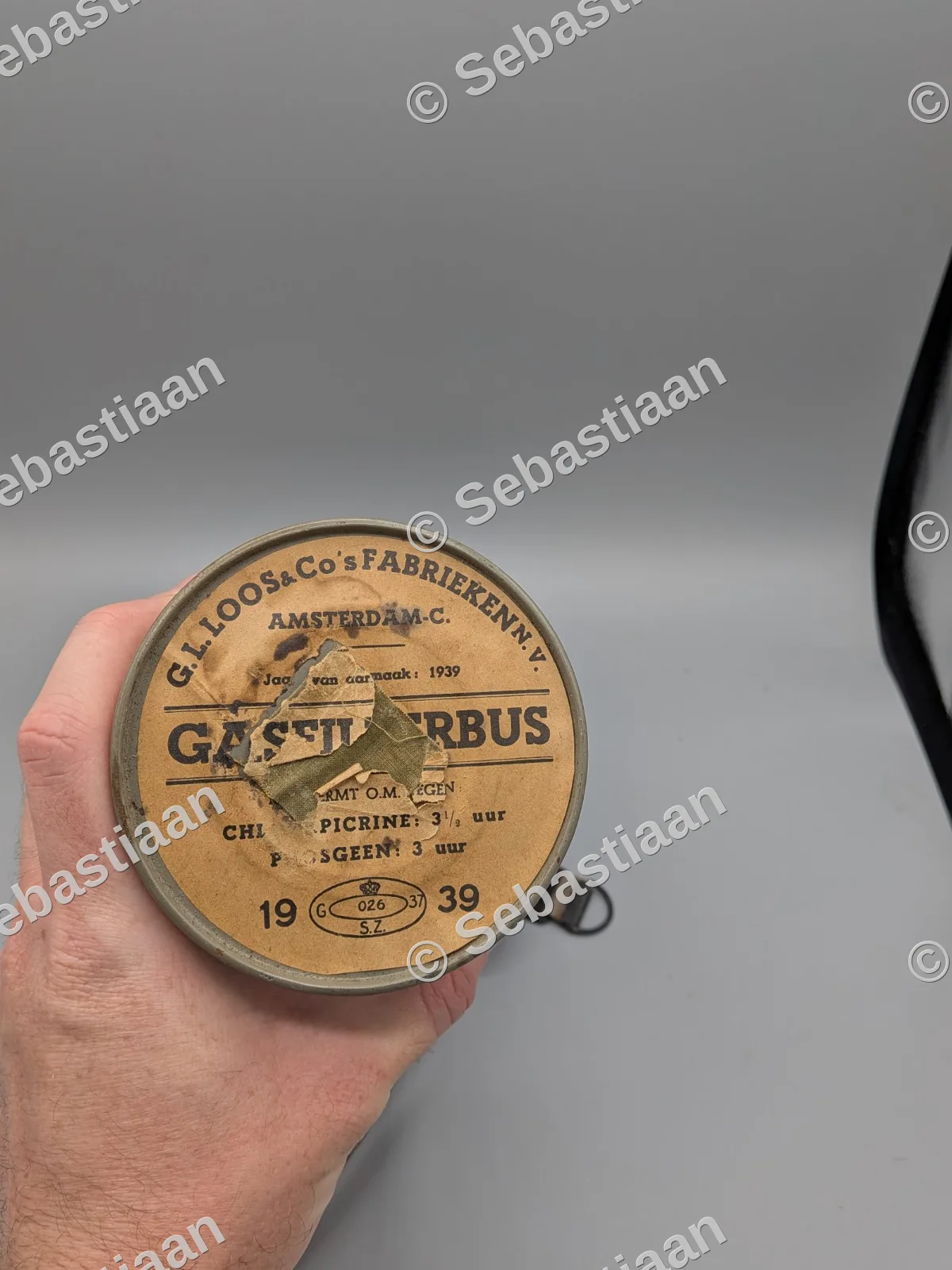 NL burger gasmaskers (prijs in beschrijving) — Uitrusting & Accessoires — WO2 (foto 3 van 5)