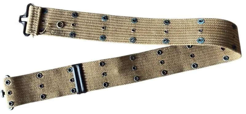 US WW2 pistol belt.it is dated 1943,and marker with Nasco — WO2