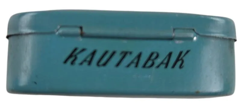 duitse ww2 kauw tabak doosje in gebruikte staat — Overige — WO2 (foto 2 van 5)