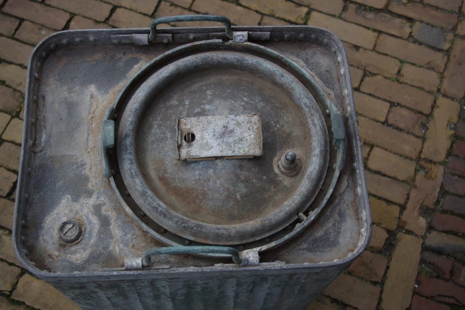 Antieke Russische Kruitkist Munitiekist FHD Markering — Uitrusting & Accessoires — WO1 (foto 2 van 10)