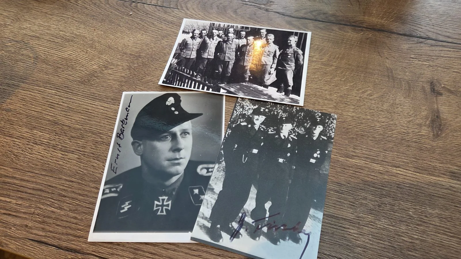 Naoorlogse SS foto's o.a. 2x met handtekening — Modern