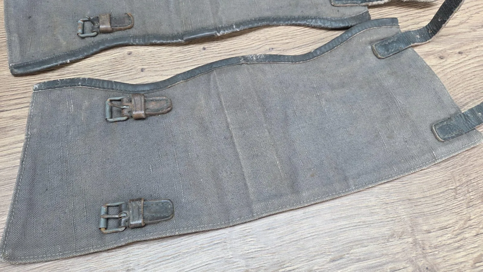 Luftwaffe gamaschen - matching — Uniformen — WO2 (foto 5 van 6)