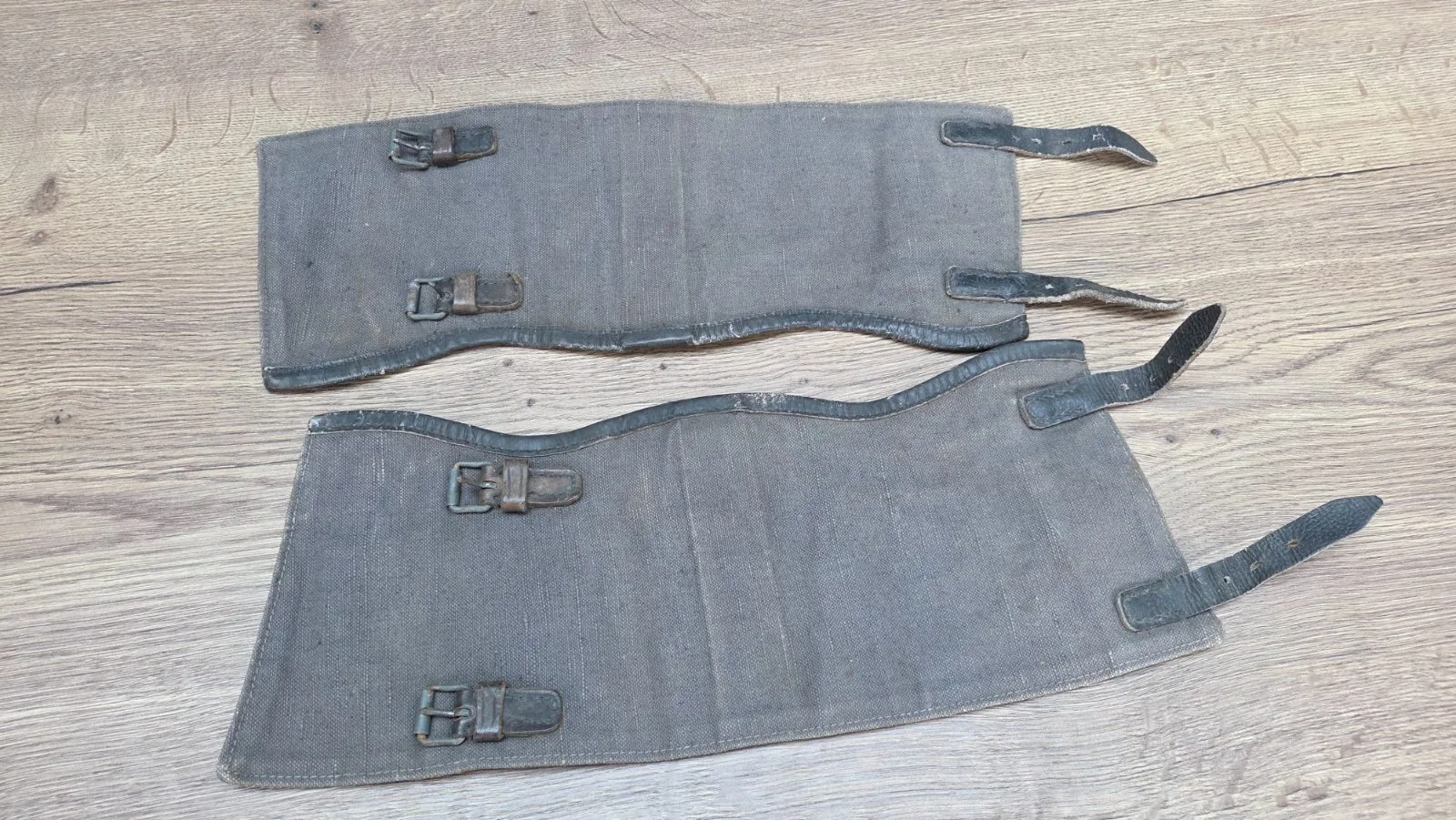 Luftwaffe gamaschen - matching — Uniformen — WO2 (foto 3 van 6)
