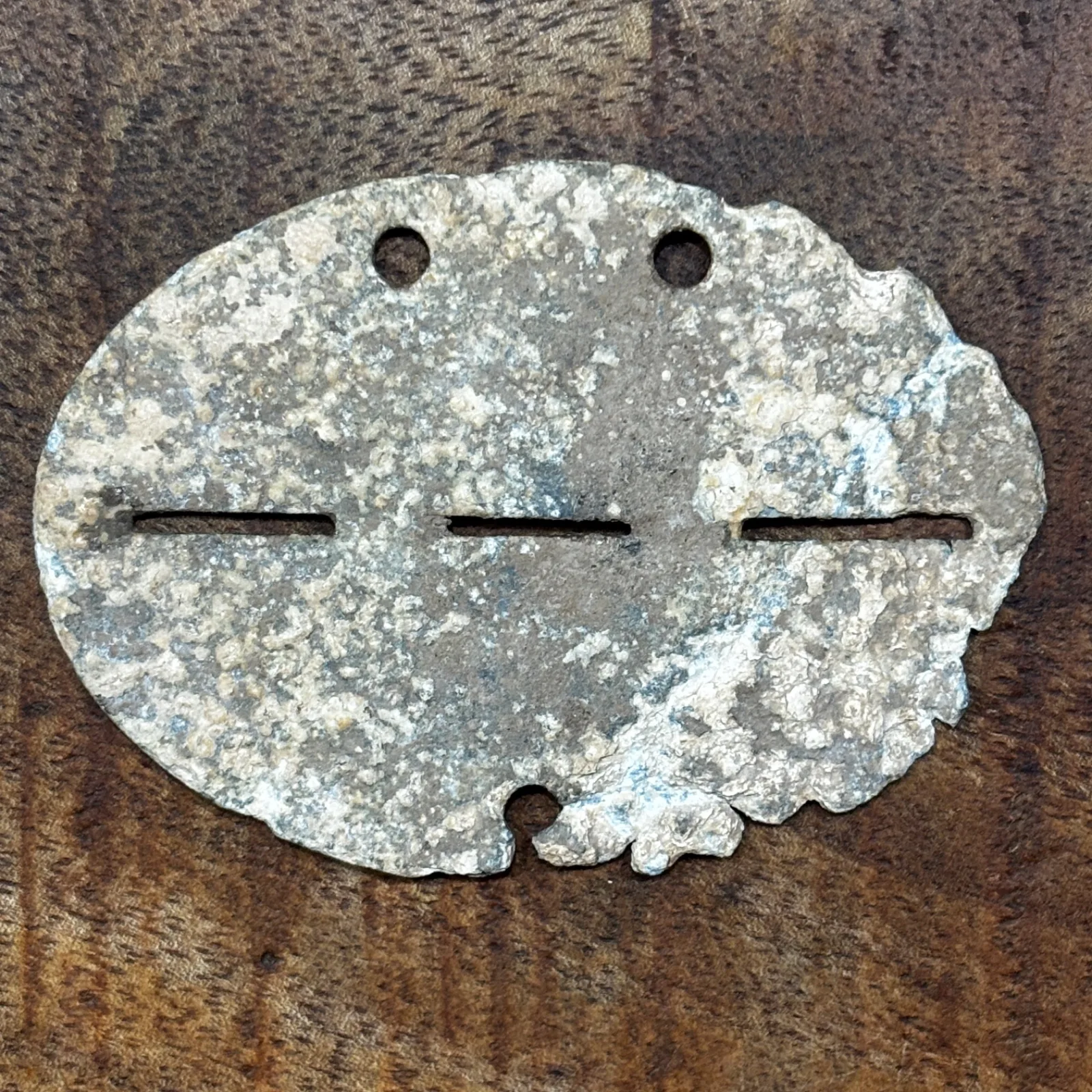 Erkennungsmarke grondvondst van een Flak Ers Abt — Uitrusting & Accessoires — WO2 (foto 2 van 2)