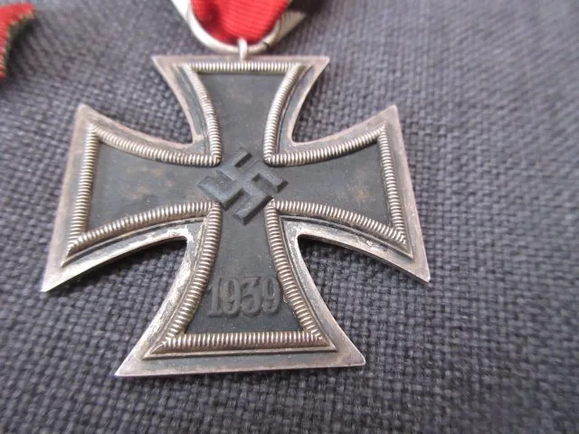 EK2 , met losse batton erbij. maker "123" — Insignes & Emblemen — WO2 (foto 2 van 5)