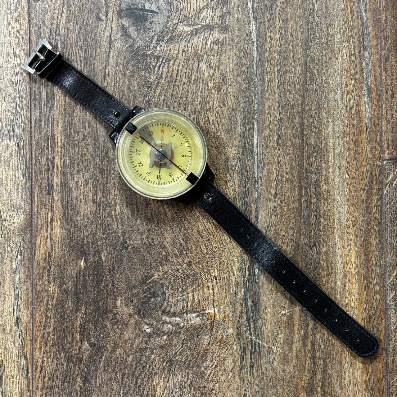 Kadlec AK39 armband kompas — Uitrusting & Accessoires — WO2 (foto 4 van 5)