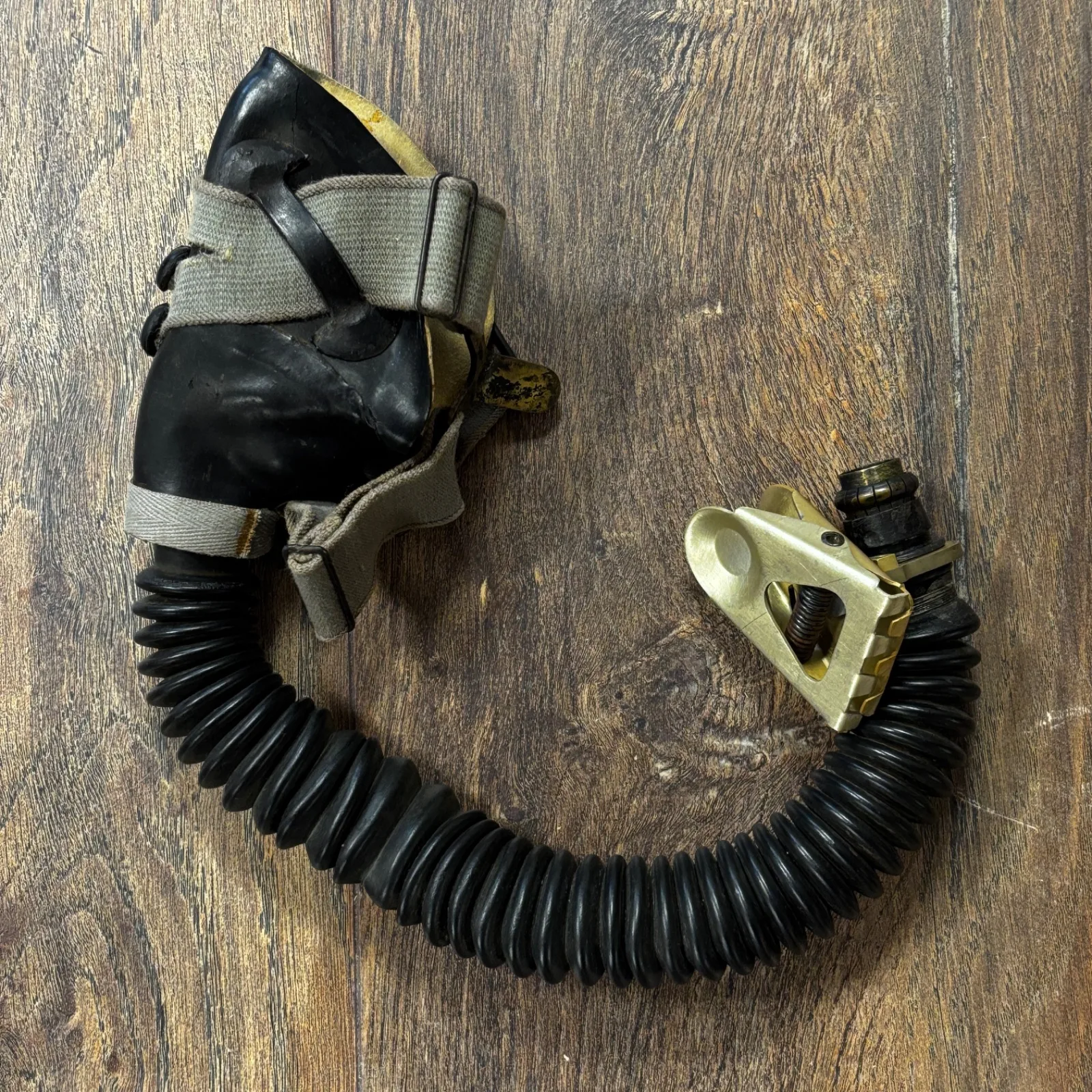 Luftwaffe Oxygen Mask Restored — WO2