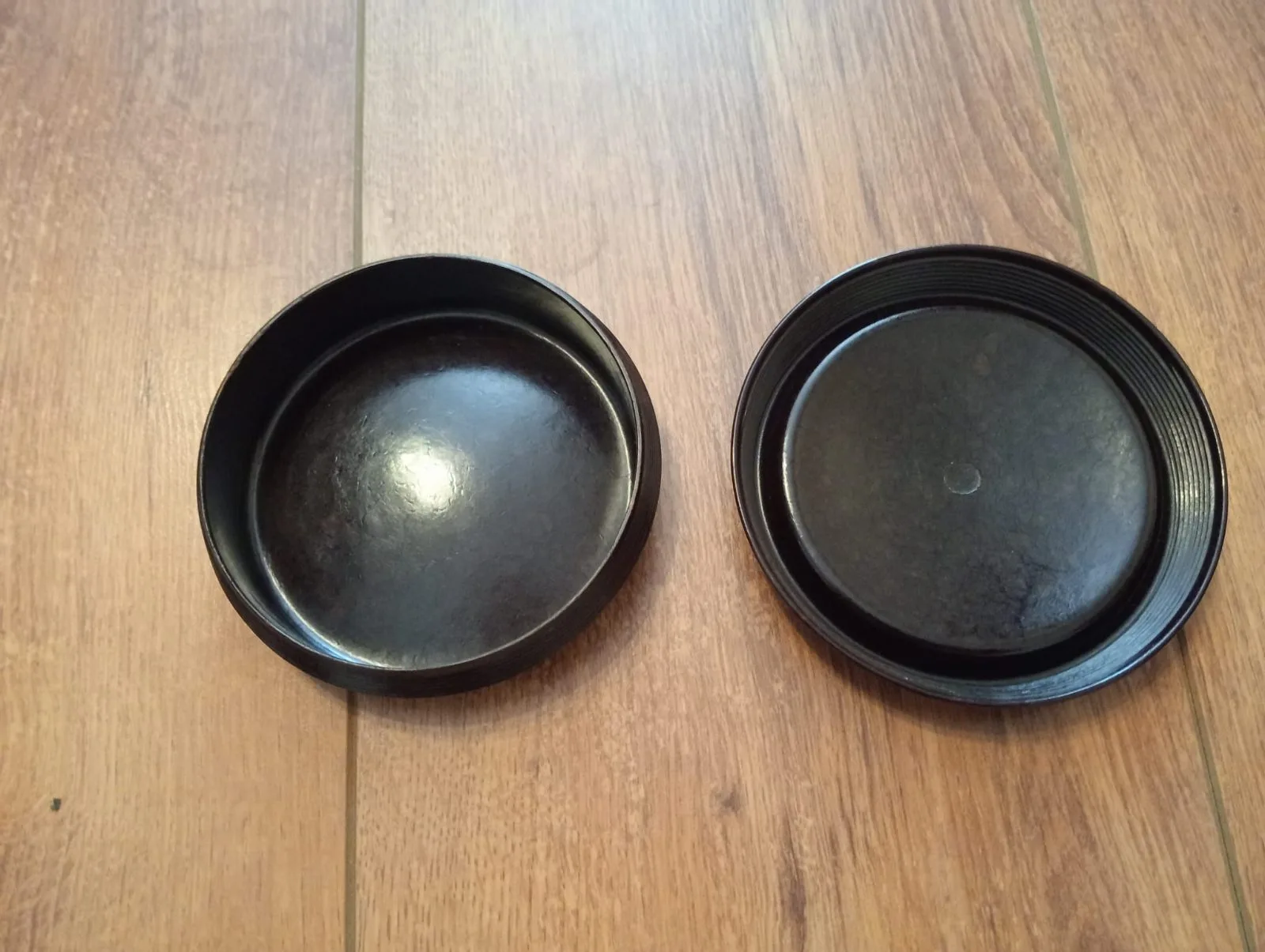 Bakelieten boterdoos bruin — Uitrusting & Accessoires — WO2 (foto 3 van 4)