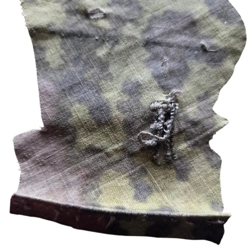 duitse ww2  waffen ss camo stof in de afmetingen 14 cm- 8cm — Uitrusting & Accessoires — WO2 (foto 2 van 6)