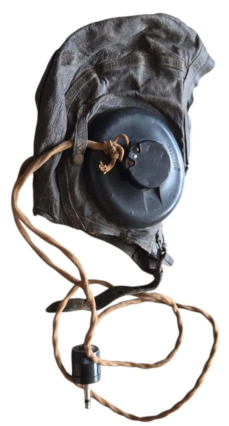 british "RAF" flying ww2 helmet — WO2