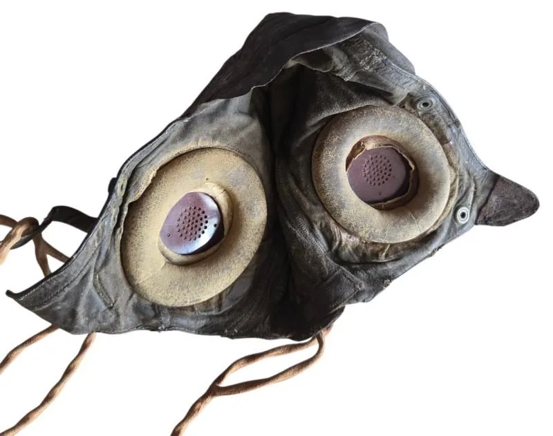 british "RAF" flying ww2 helmet — Helmen & Hoofddeksels — WO2 (foto 4 van 8)