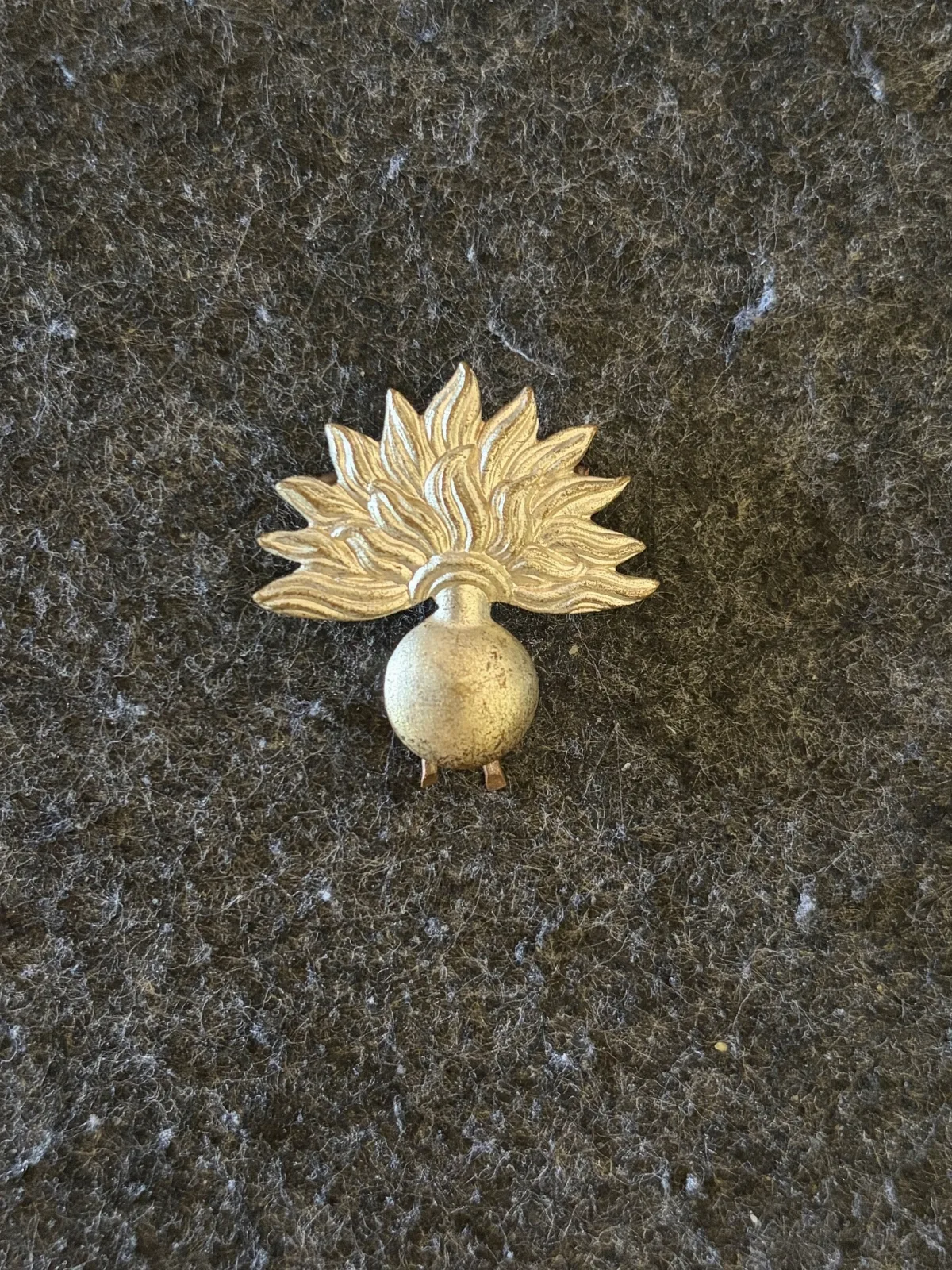 Politie schalkhaar emblemen — Insignes & Emblemen — WO2 (foto 4 van 4)