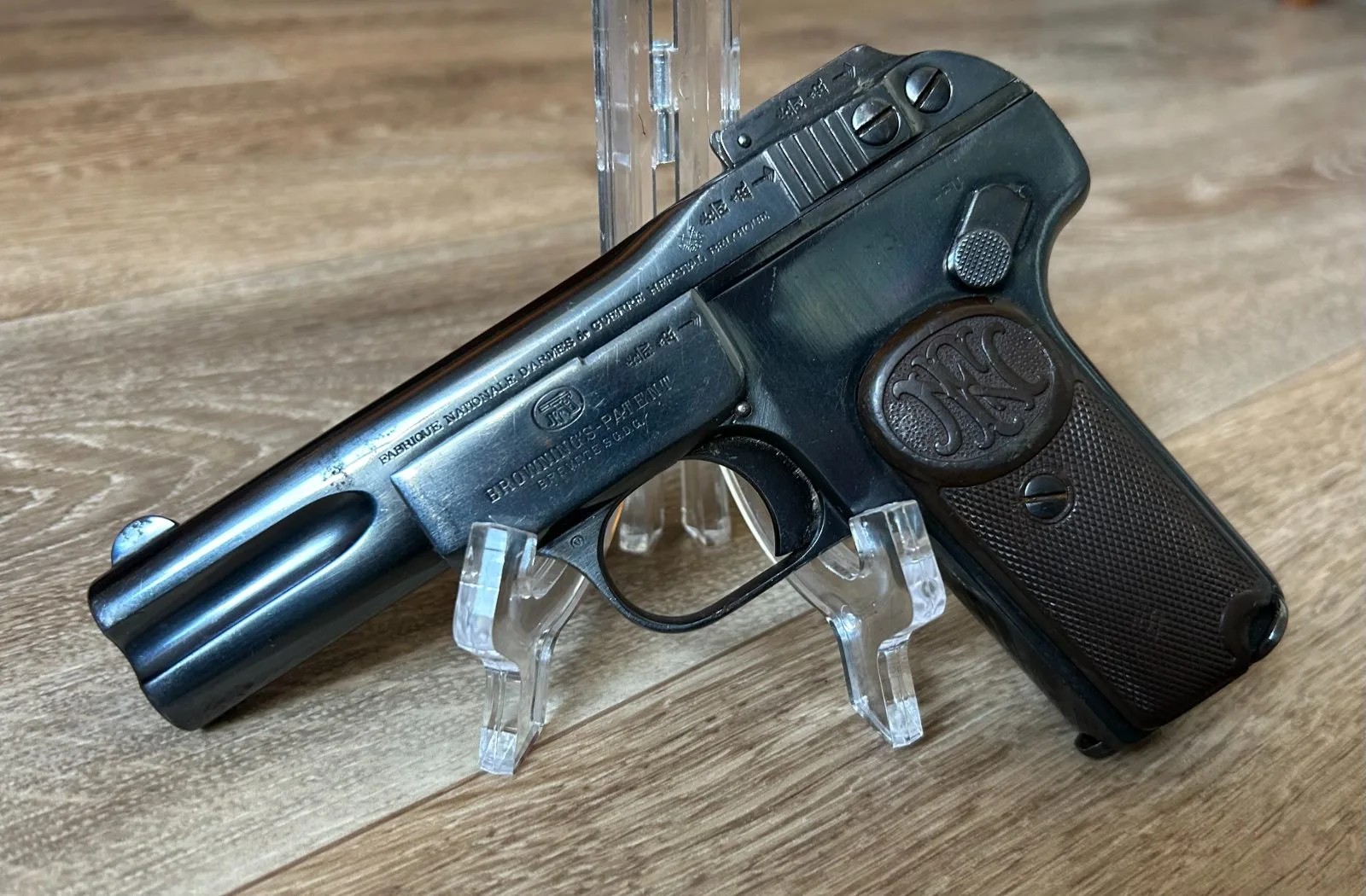 Browning FN 1900 pistool gedeactiveerd — Wapens — WO1 (foto 8 van 10)