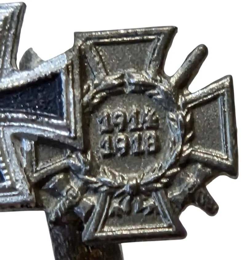 duitse ww1  knoopgat pin in leuke nette staat — Insignes & Emblemen — WO1 (foto 3 van 5)