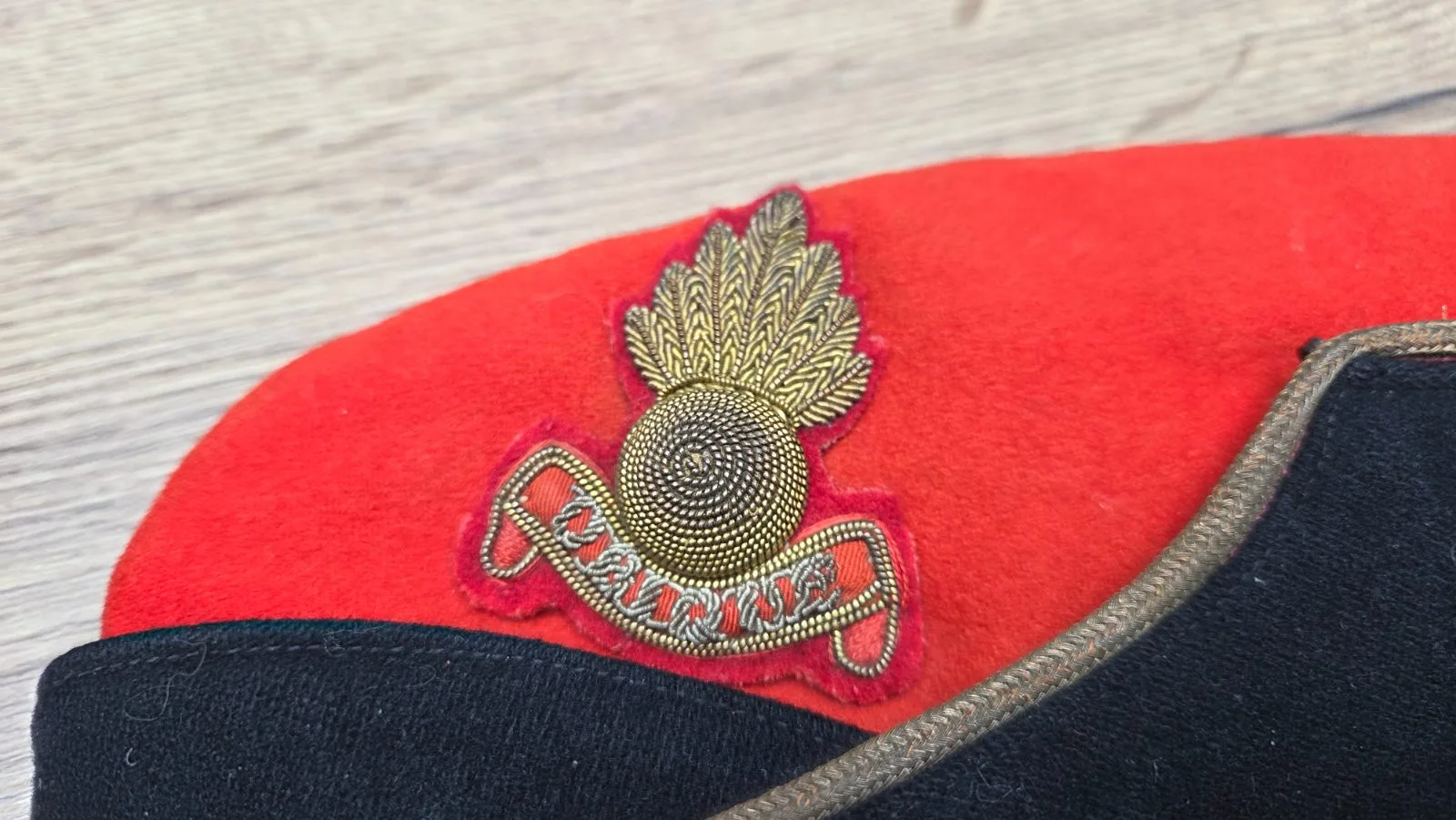 Royal Artillery schuitje — Helmen & Hoofddeksels — WO2 (foto 2 van 6)