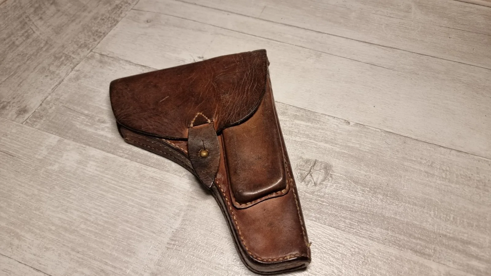 WA-gemarkeerd holster — WO2