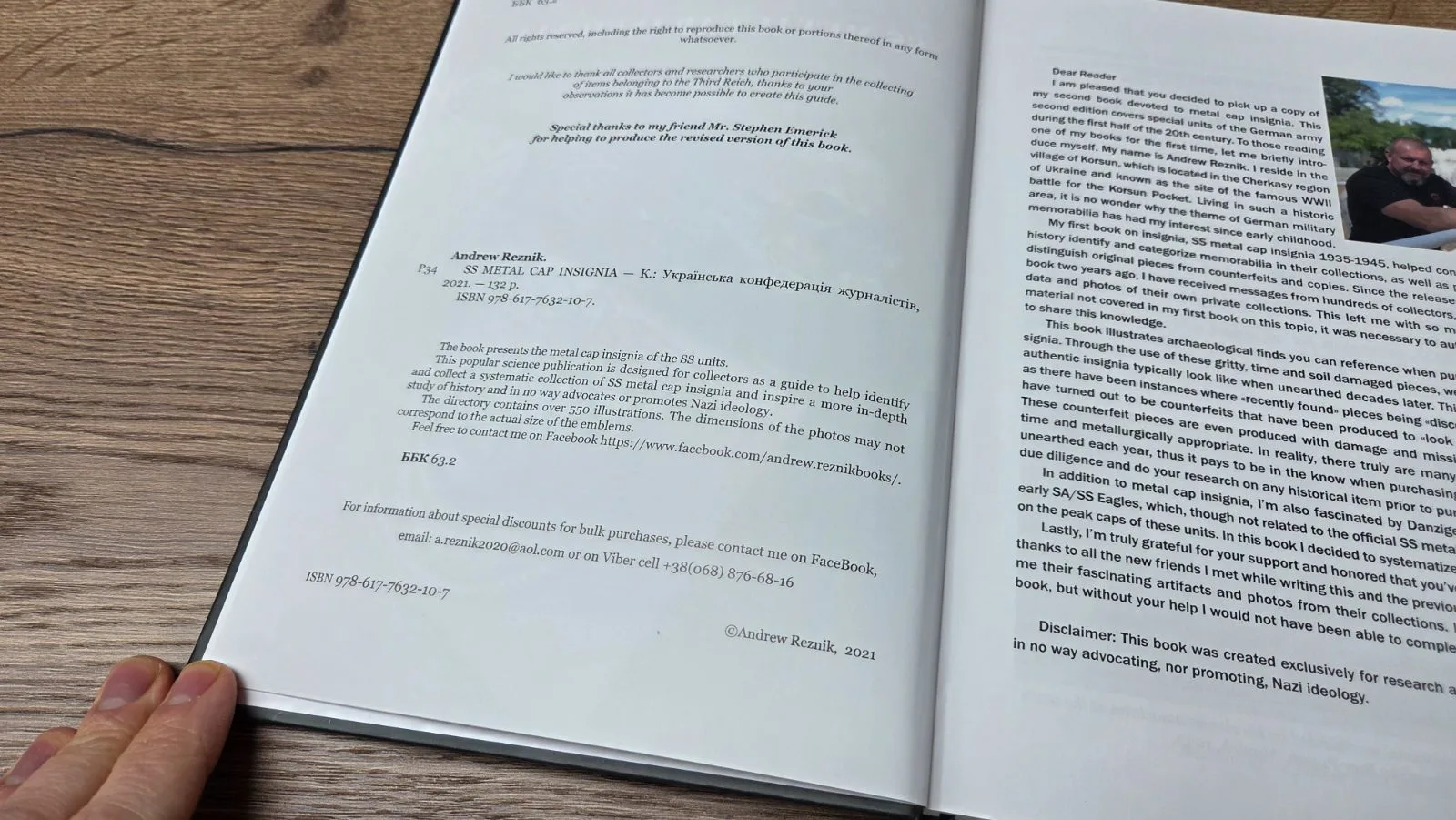 Boek - SS Metal Cap Insignia 2021 — Boeken & Tijdschriften — Modern (foto 2 van 3)