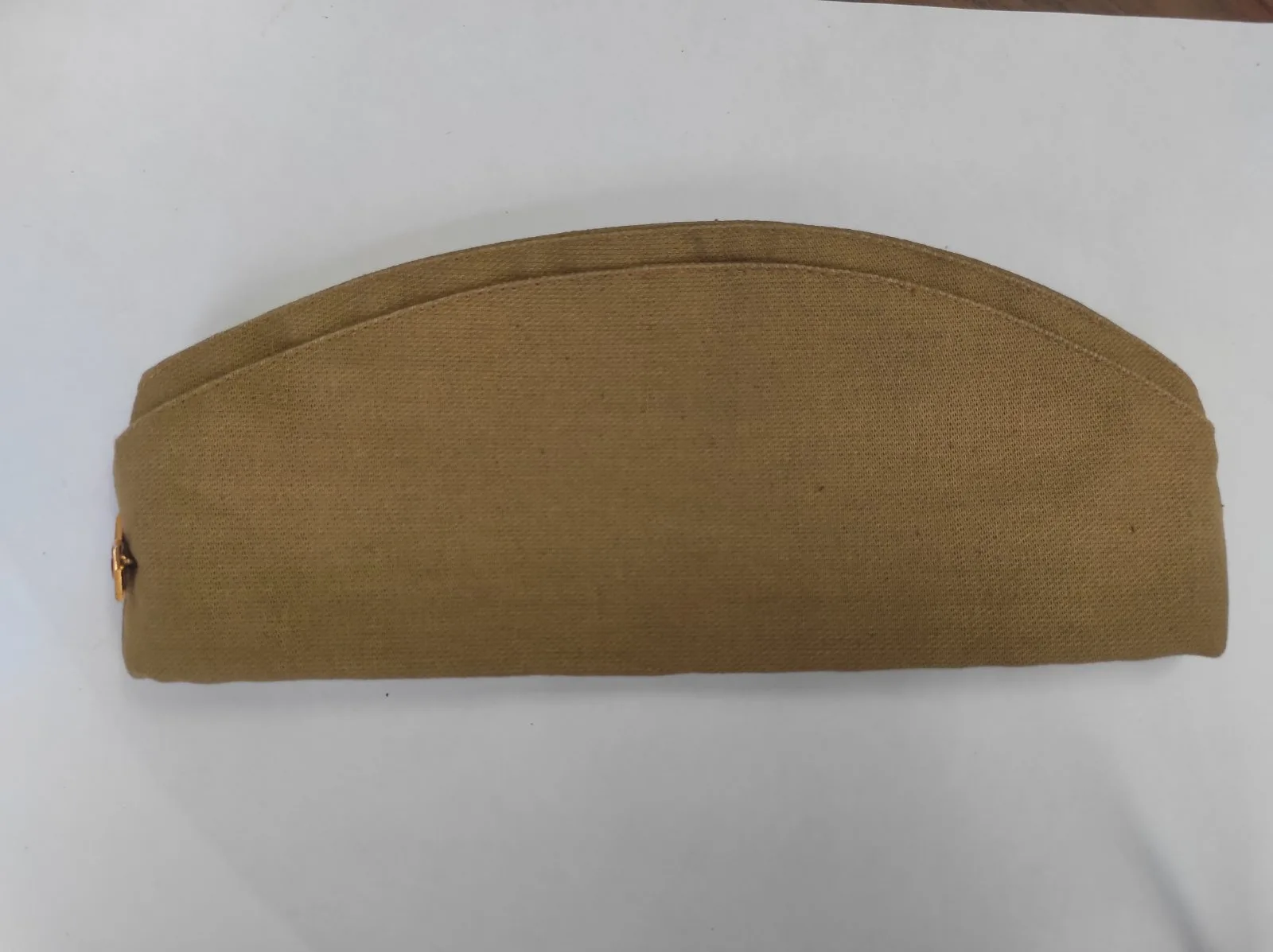 Soviet Army soldier´s field cap ( pilotka) — Helmen & Hoofddeksels — Koude-Oorlog (foto 2 van 4)