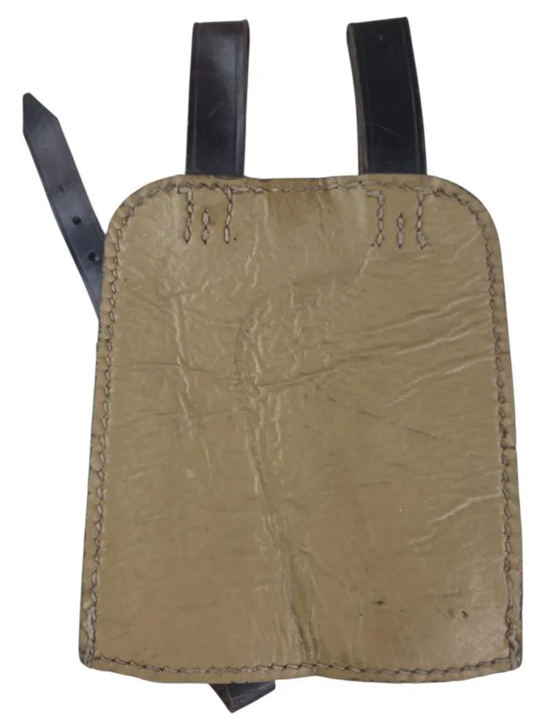 bijna mint staat schep hoes in tan kleur — Uitrusting & Accessoires — WO2 (foto 5 van 9)