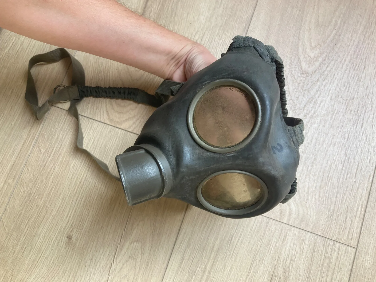 Nedra gasmasker — Uitrusting & Accessoires — WO2 (foto 9 van 9)