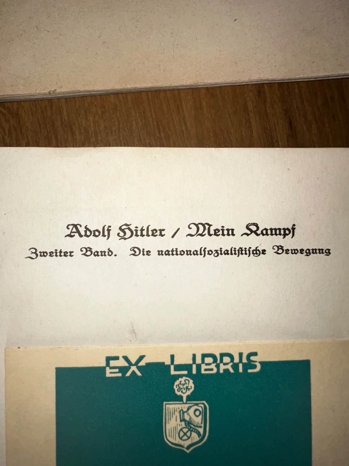 Grote verzameling Nazi literatuur — Boeken & Tijdschriften — WO2 (foto 2 van 5)