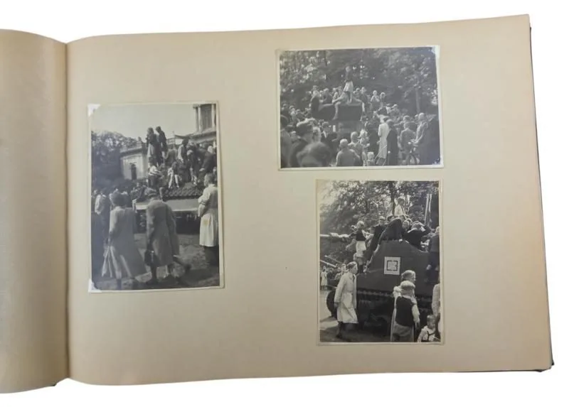 een nederlandse ww2 foto boek  vanaf begin van de oorlog tot de bevrijding — Foto's & Documenten — WO2 (foto 7 van 10)