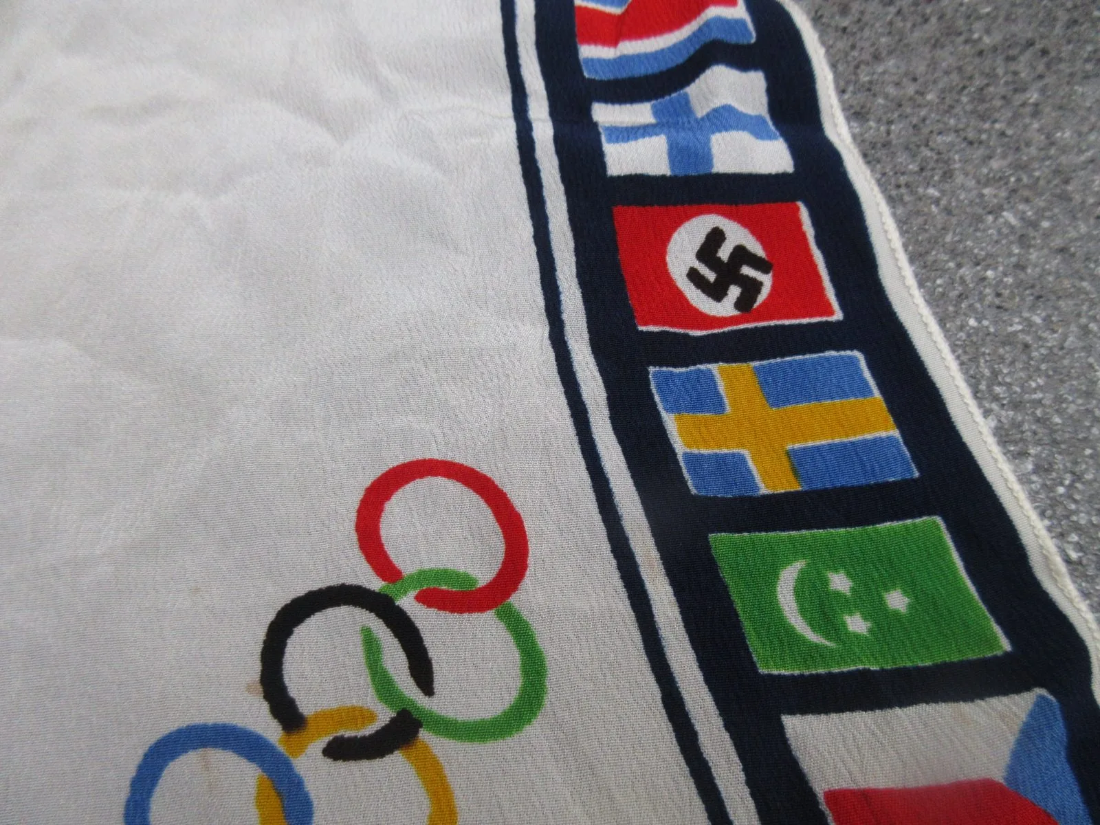 Sjaaltje van de Olympische spelen — Overige — WO2 (foto 3 van 5)
