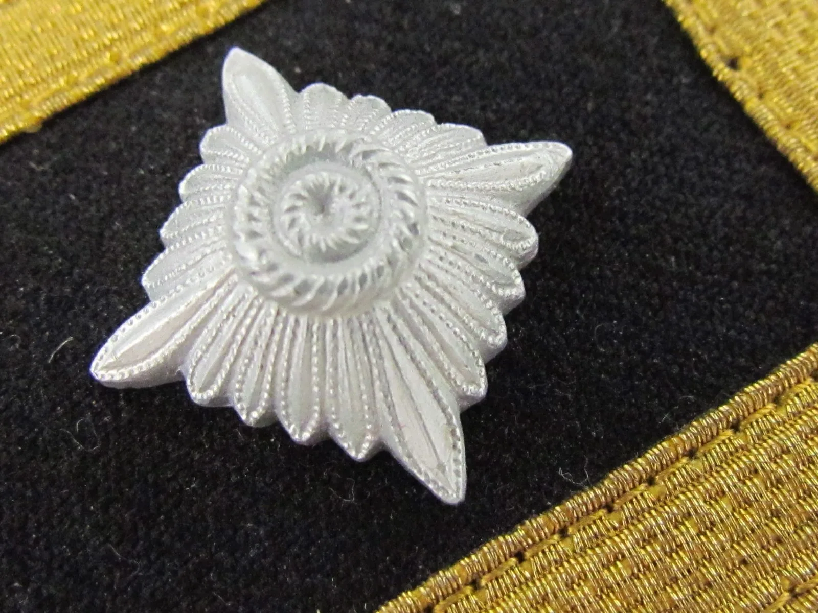 Kriegsmarine schouderstukken ( reproductie) — Insignes & Emblemen — WO2 (foto 5 van 6)