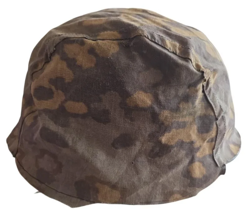 duitse prive aangemaakte soort helm cover in gebruikte staat — Helmen & Hoofddeksels — WO2 (foto 8 van 9)