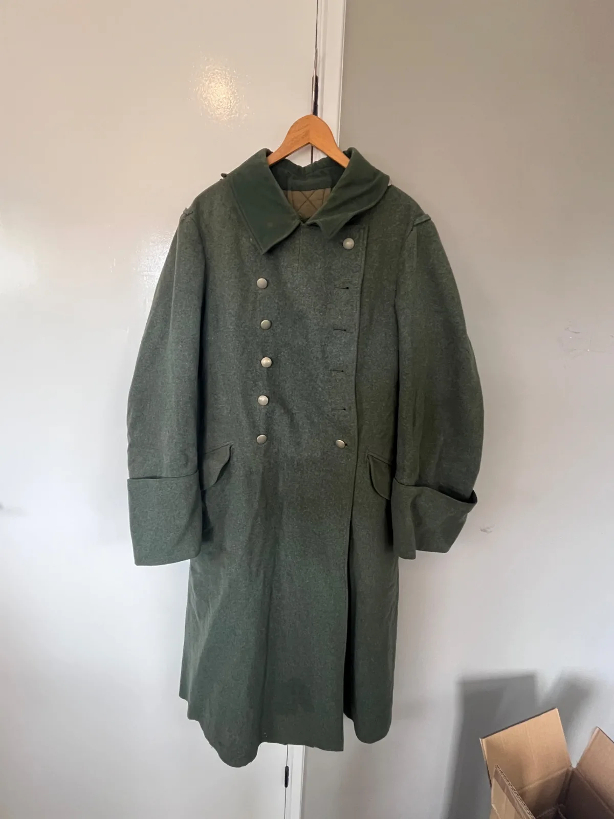 M35 mantel jas — WO2