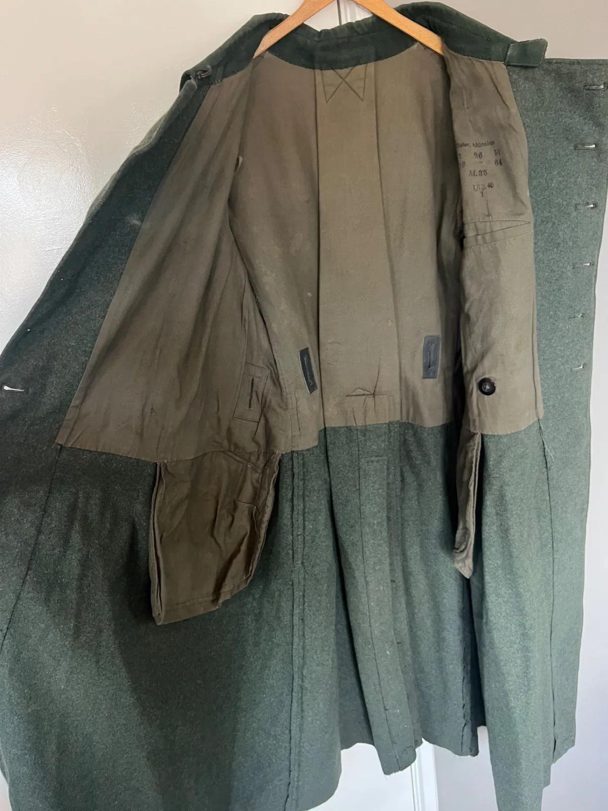 M35 mantel jas — Uniformen — WO2 (foto 3 van 5)
