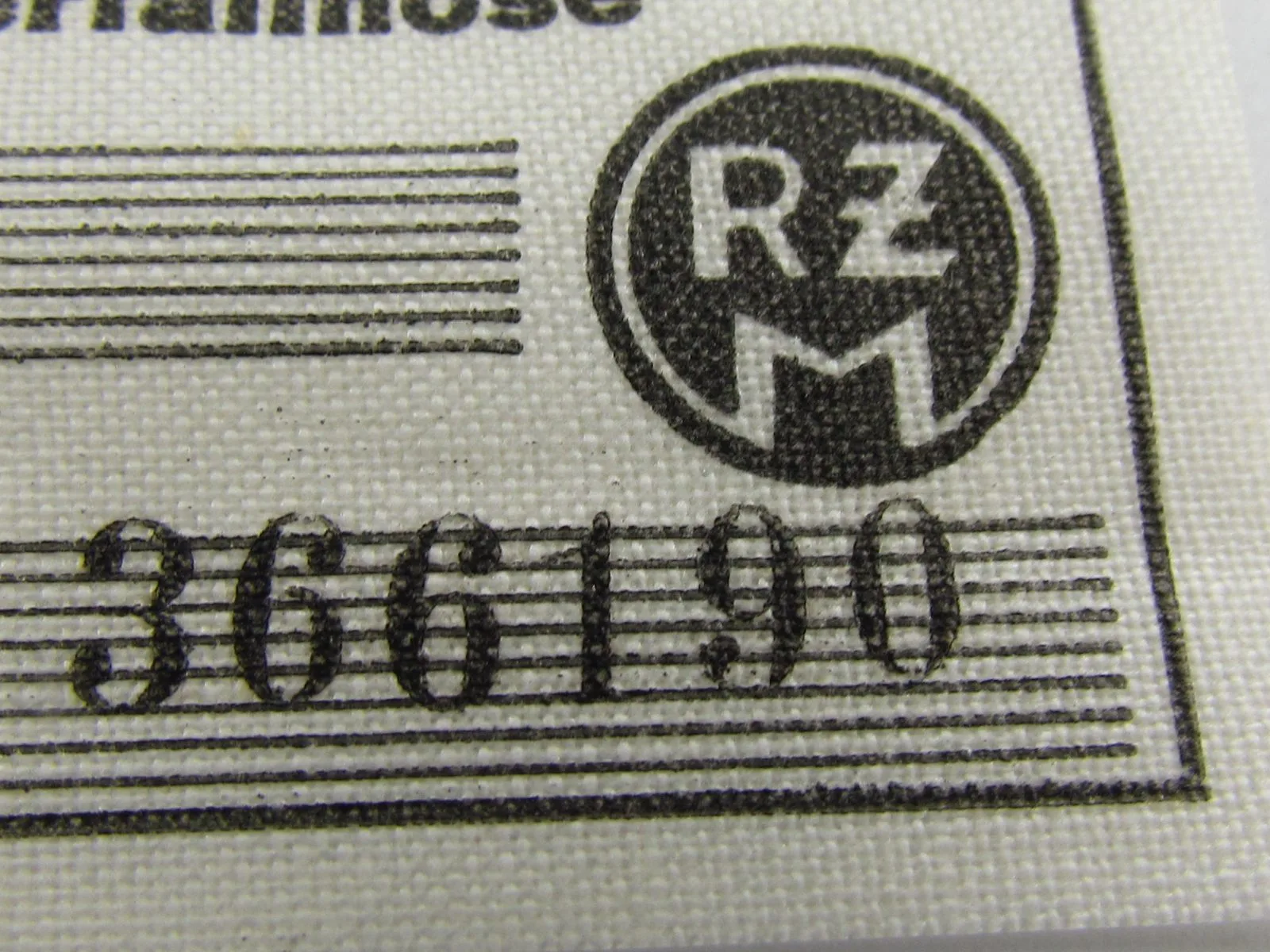 stoffen label voor een HJ (Hitler Jugend) of DJ (Deutsches Jungvolk) "Überfallhose" — Insignes & Emblemen — WO2 (foto 2 van 6)