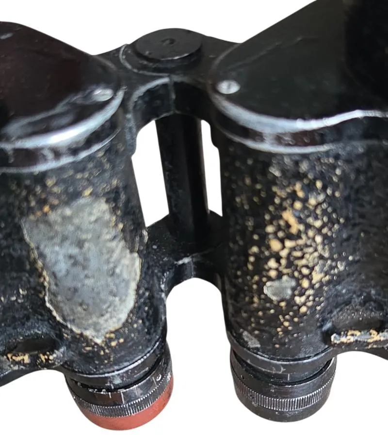 in een zwaar gebruikte staat duitse ww2 10x50 verrekijker — Uitrusting & Accessoires — WO2 (foto 9 van 10)