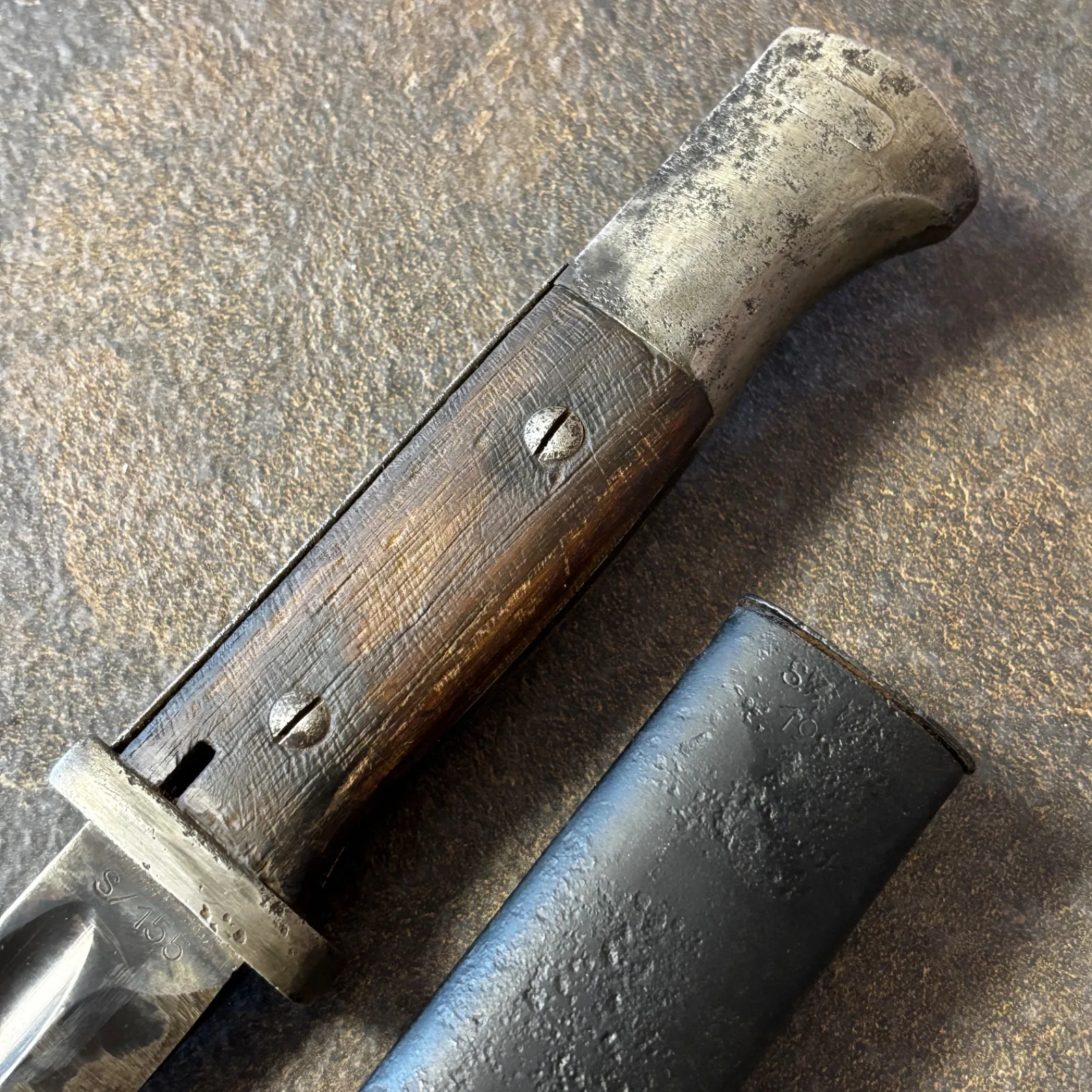 Bayonet met schede nummergelijk — Wapens — WO2 (foto 4 van 6)