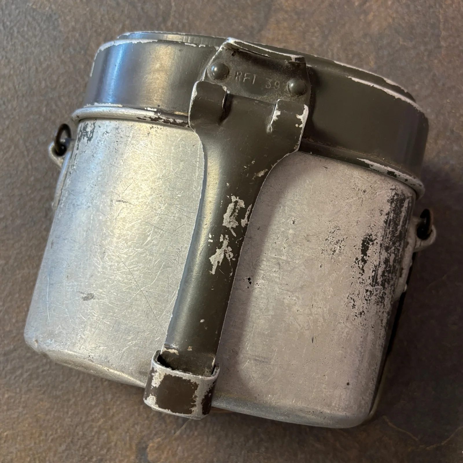 Aluminium eetketel / mestin — WO2