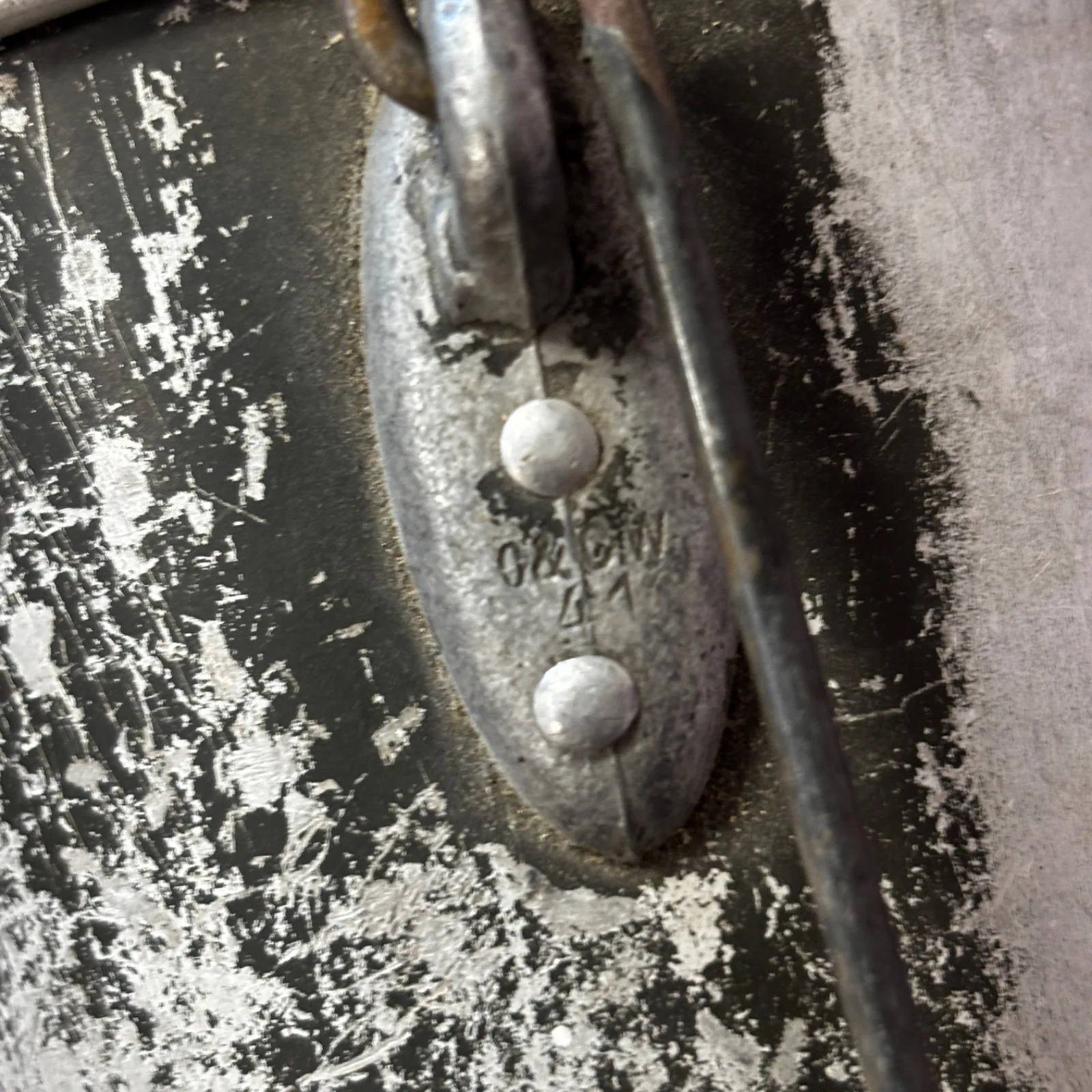 Aluminium eetketel / mestin — Uitrusting & Accessoires — WO2 (foto 3 van 5)