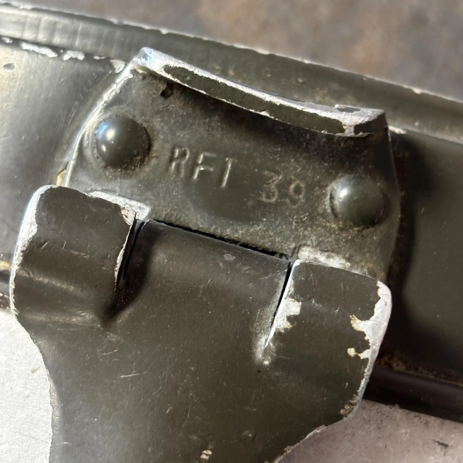 Aluminium eetketel / mestin — Uitrusting & Accessoires — WO2 (foto 2 van 5)