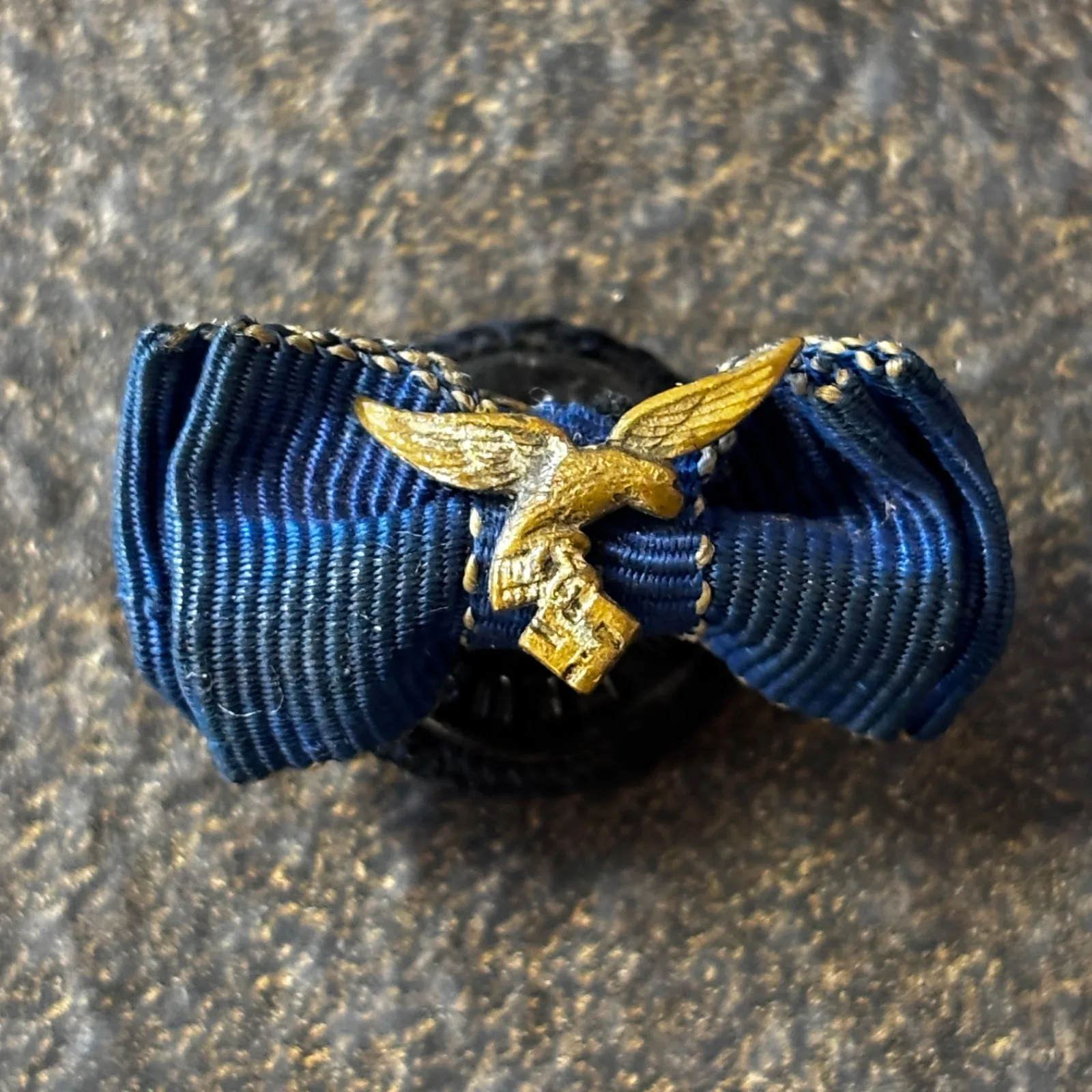4 jaar trouwe dienst in de Luftwaffe knoopsgat lintje — WO2